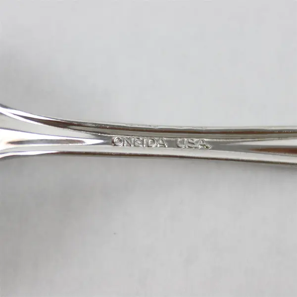 Set of 9 Oneida Gala-Impulse Stainless Steel Soup Spoons