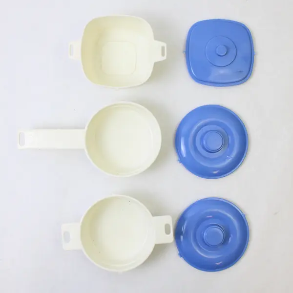 Lot of 8 pc Kids Play Kitchen Cooking Set Plastic Pots Pans & Accessories