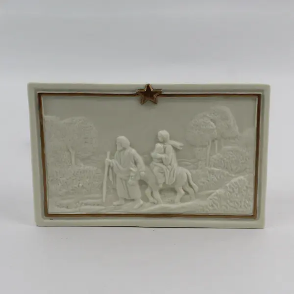 1992 Roman Inc. Lighted Bas Relief Flight Into Egypt By Irene Spencer