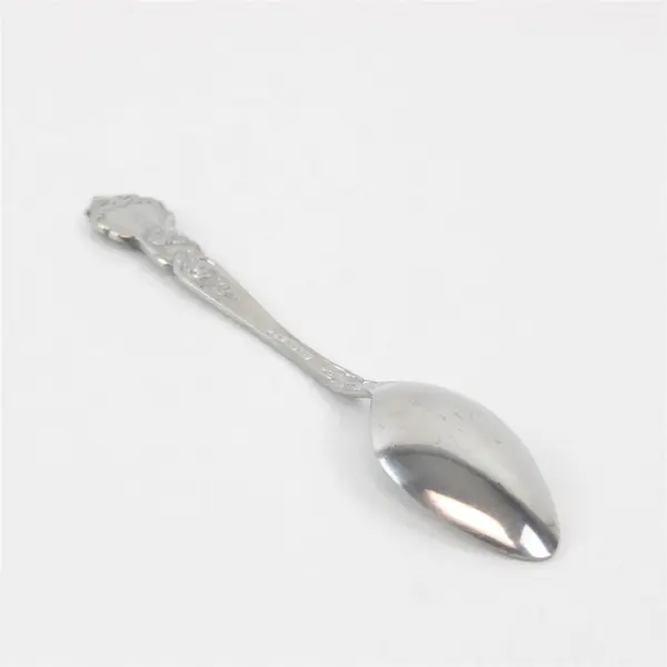 Lot of 7 National Stainless Rose & Leaf Pattern Stainless Teaspoons 6.5"