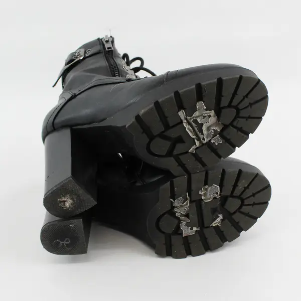 Forever Solid Black Color Chunky 4" Heel Combat Ankle Boots Women's Size 6.5