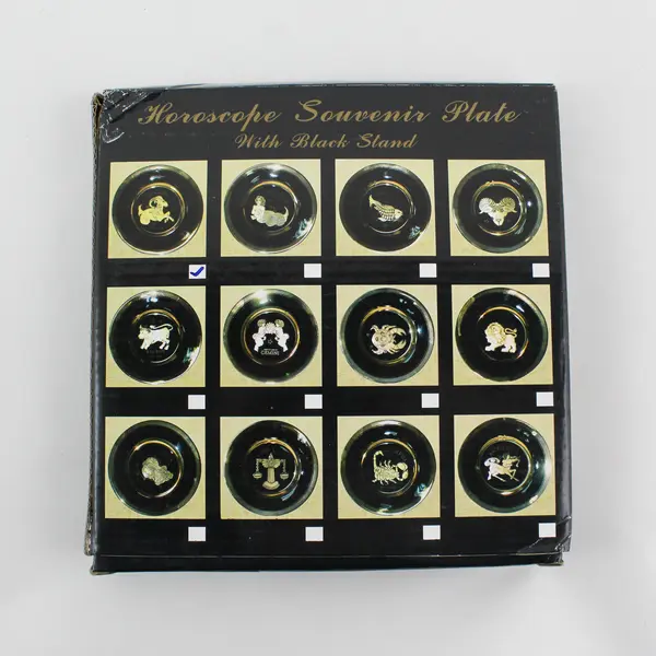 C & F Collectables Capricorn Horoscope Souvenir Plate Black W/ Gold Trim 6.25"