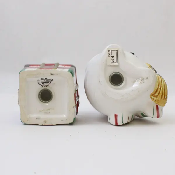 Fitz and Floyd Essentials Christmas Snowman & Present Salt & Pepper Shakers