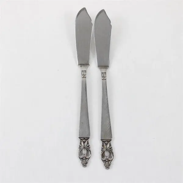 2 National Stainless Olaf Pattern Butter Knives 6.75" SS Black Accents Rare Item