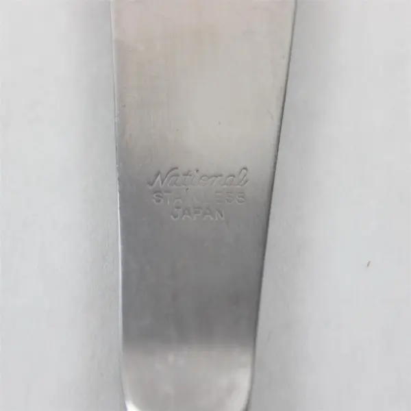 Lot of 4 National Stainless Charmante Pattern SS Dinner Knives Burnished 8.5"
