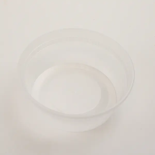 Lot of 51 8oz Clear Plastic Food Containers w/ 47 Lids Microwaveable