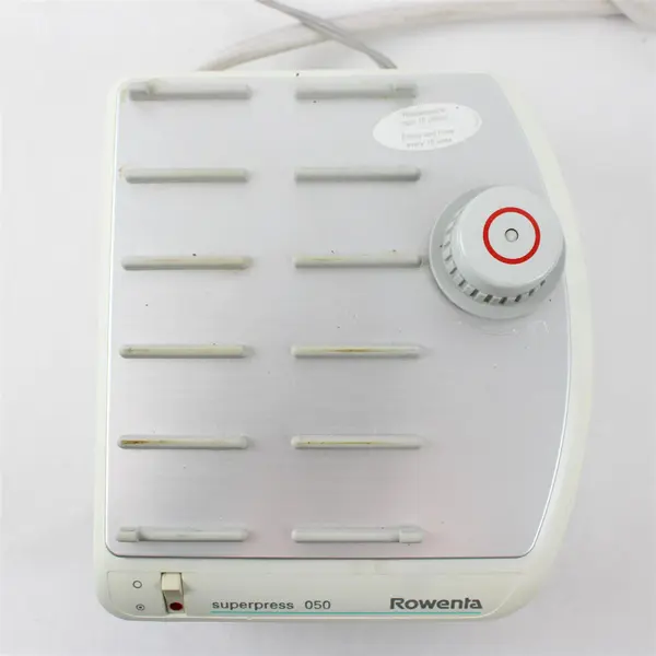 VTG Rowenta DG050 Perfect Steam Station 1800W Superpress France - Untested