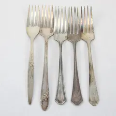 Mixed Lot of 5 Vintage Oneida Silver Plated Forks 6"