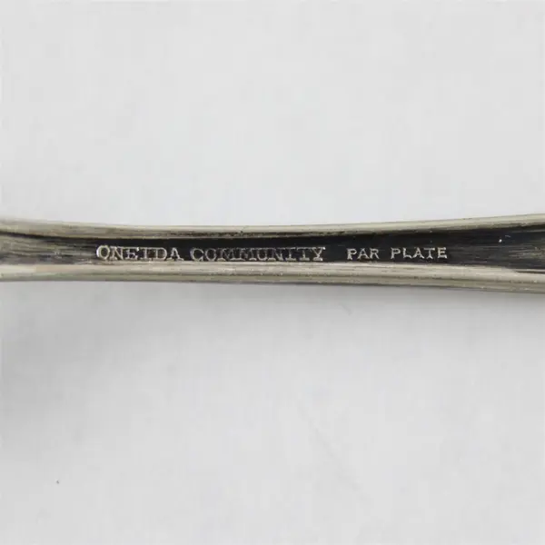 Mixed Lot of 5 Vintage Oneida Silver Plated Forks 6"