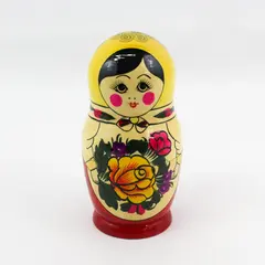 Vintage Hand-Painted Russian Nesting Matryoshka 7-Piece Doll Set
