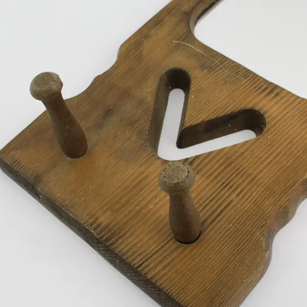 15.5 Inch Wooden Wall Mounted Key Or Hat Rack With Mirror