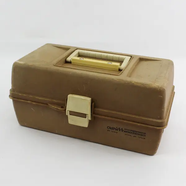 Vintage Woodstream  Old Pal Tackle Box PF 1050 w/  2 Tier Tray 
