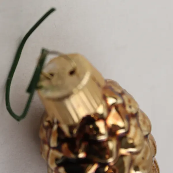 Lot of 20 Glass Pinecone Ornaments Christmas Tree Hanging Decorations