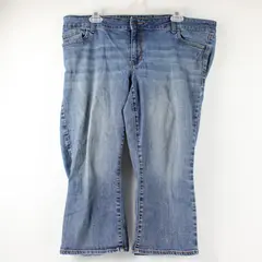 Old Navy Medium Wash Denim Capris Women's Size 20