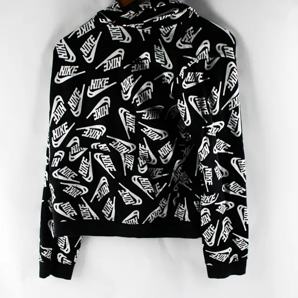 Nike Hoodie Sweatshirt Youth Boys XL Black and White Nike Logo Hoodie