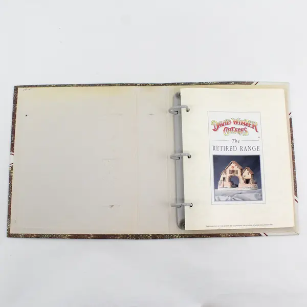 Lot of 2 David Winter Cottages The Retired Range 3-Ring Binder 1989 John Hine