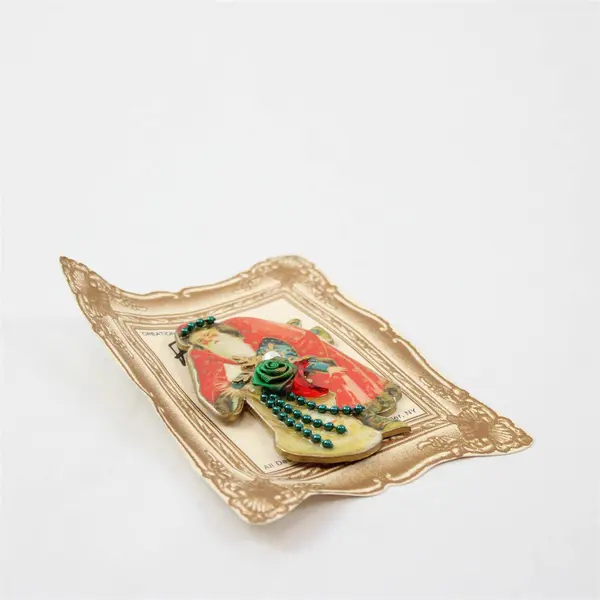 Vintage-Style Frances Santa Brooch w/ Bag & Flowers - New in Packaging