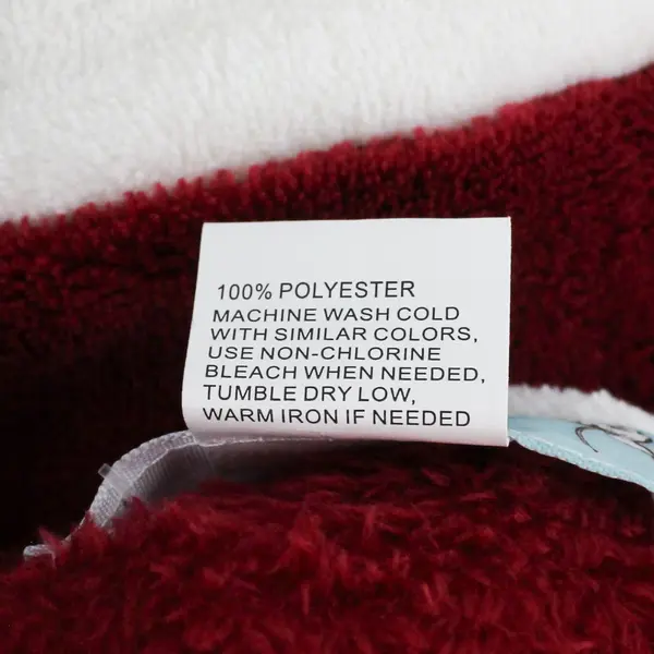 NWT Amanda Paige Women's Cranberry Red Fuzzy Robe One Size Fits Most