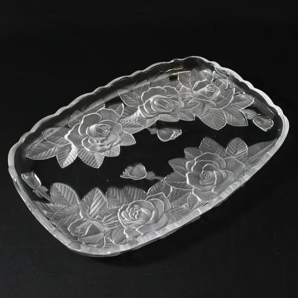 Studio Nova Winter Rose Frosted Rose Hors d Oeuvre Tray 11.75”x 8.5”