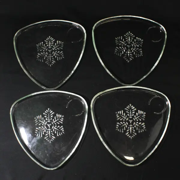 Set of 4 Indiana Glass Clear Snowflake Triangle Snack Trays  Only No Cups