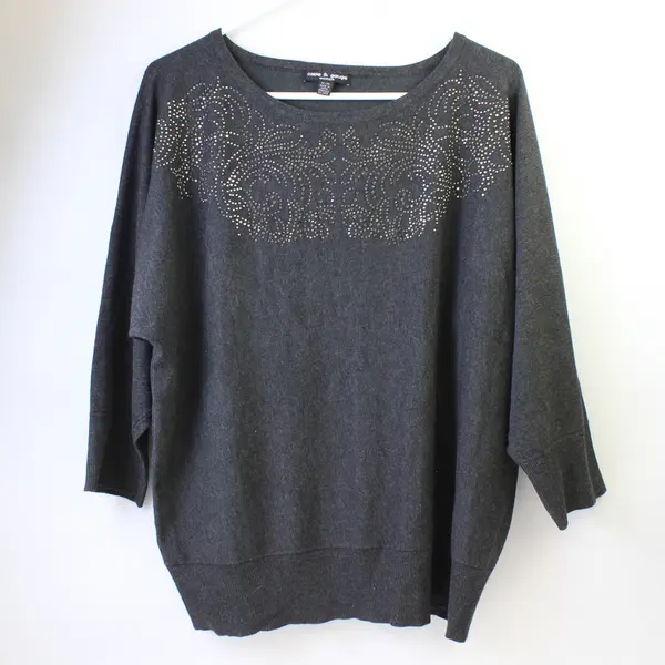 Cable & Gauge Dark Gray Bedazzled Long-Sleeved Top Women's 1X