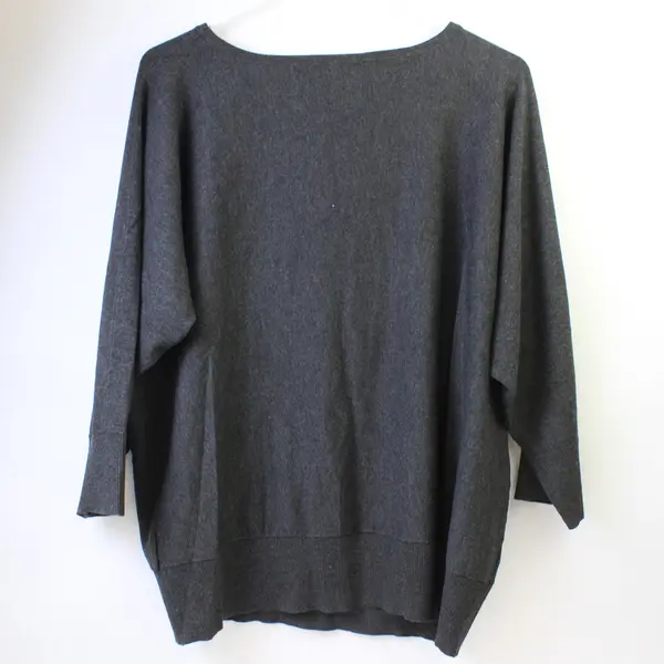Cable & Gauge Dark Gray Bedazzled Long-Sleeved Top Women's 1X