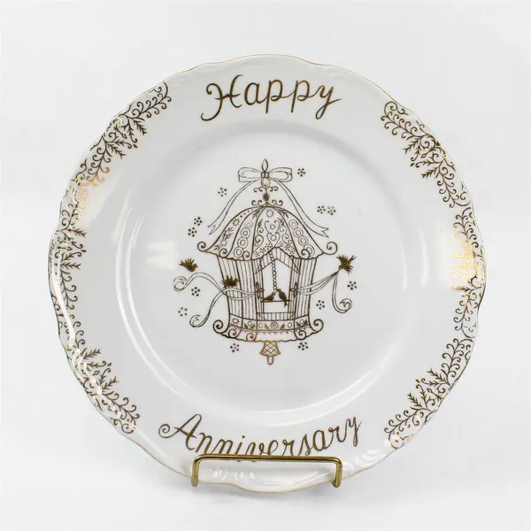 Unbranded White Ceramic With Gold Paint "Happy Anniversary" Dinner Plate 10.5"