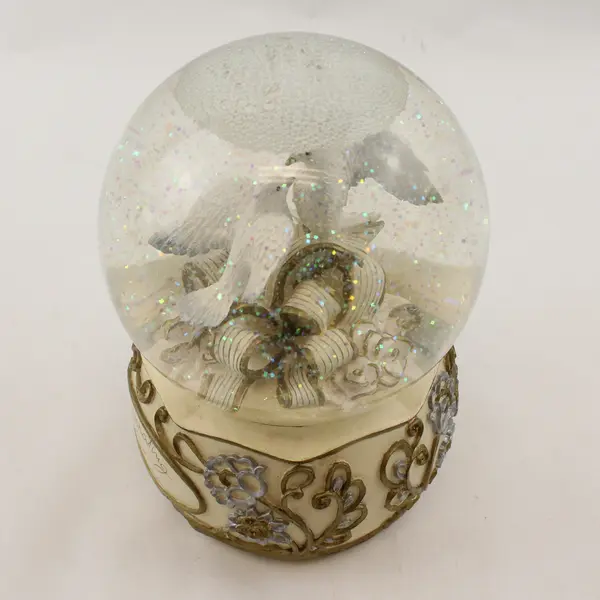 San Francisco Music Box Co Celebrating Our Love 2 Doves Musical Snowglobe