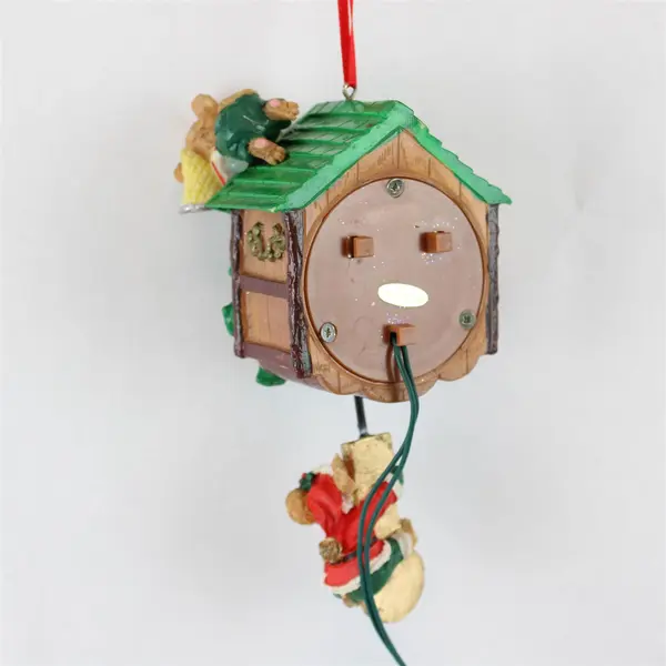 Vintage Christmas Mouse Motion Wall Clock Hooks to Christmas Lights New No Box