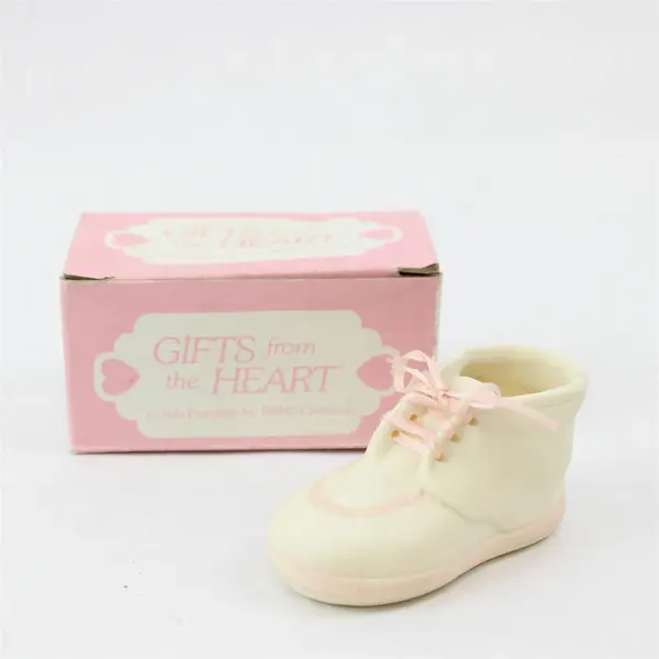 Gifts From The Heart Porcelain Pink Baby Bootie Figurine 10013 - New