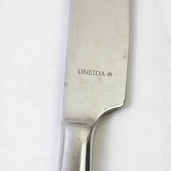 Lot of 5 Oneida Icarus Stainless Flatware 4 French Solid Knives + Butter