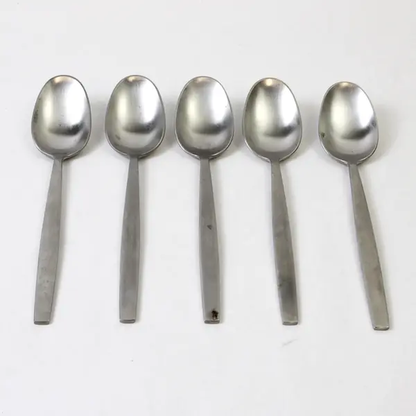 Set of 5 Selandia Glide Stainless Place/Oval Soup Spoons