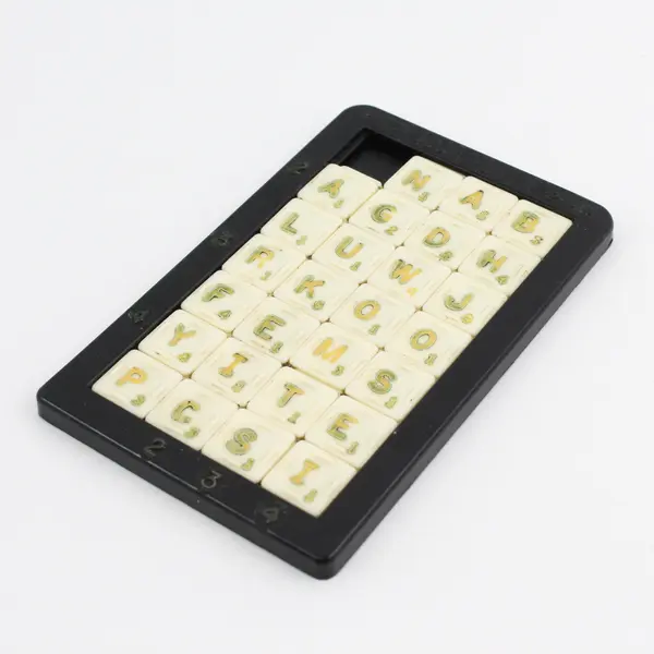 Vintage Plas-Trix Scrabble Pocket Puzzle Game 