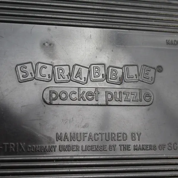 Vintage Plas-Trix Scrabble Pocket Puzzle Game 