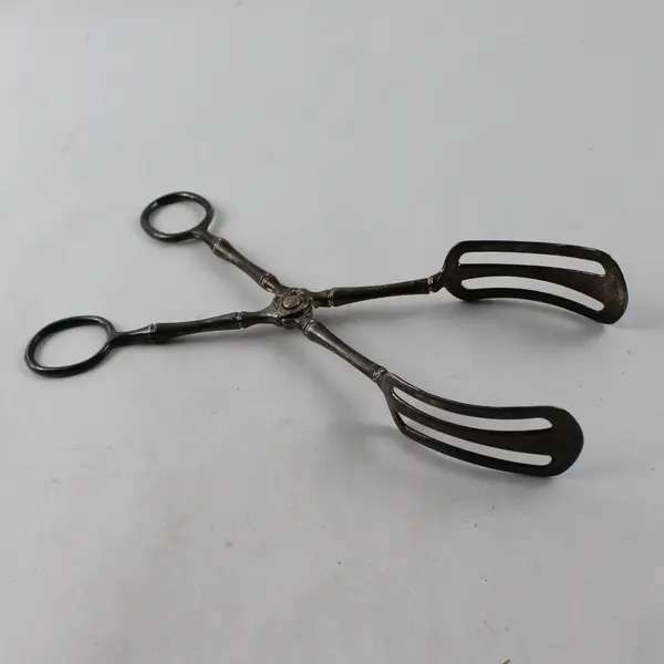 Vintage E.P. Zinc Landes Italy Silver Plated Salad Tongs 9"