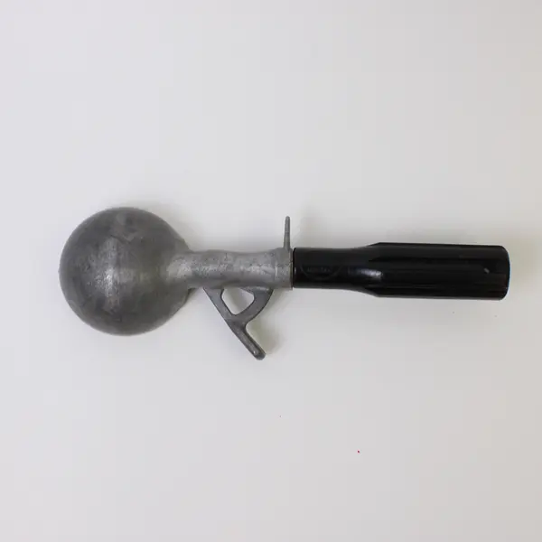 Vintage Scoop Master Mechanical Ice Cream Scoop Black Handle
