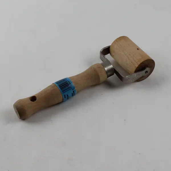 Warner Tools Seam Roller #32 2.5" - Used Hand Tool
