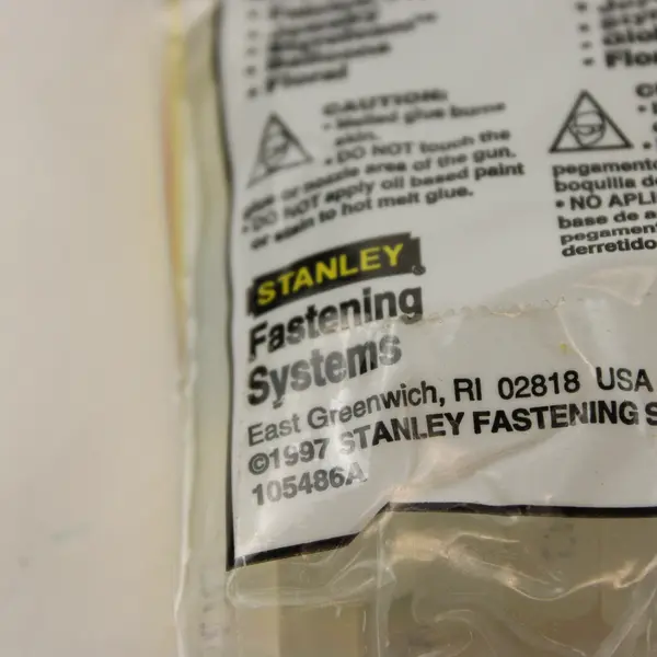 Stanley GR-10 15W Glue Gun w/ 24 Glue Sticks - Used Untested
