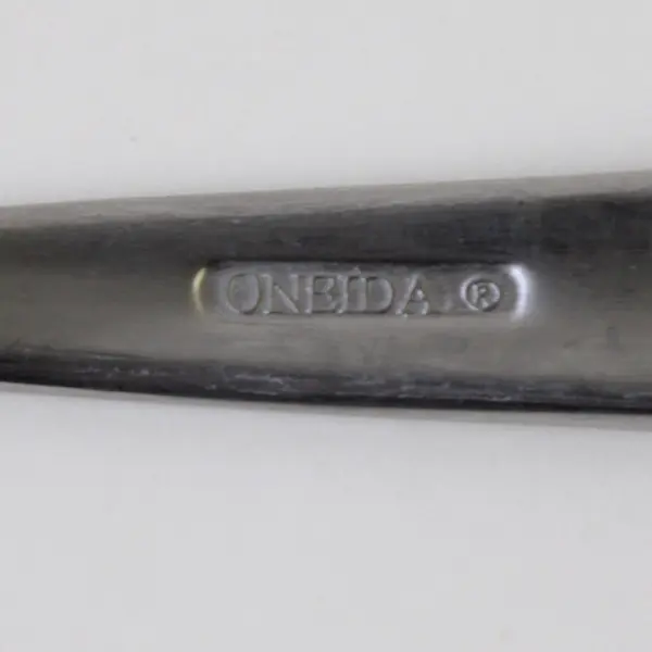Lot of 4 Oneida Silver Everdine Pattern 18/0 Stainless Dinner Forks 7.75" Good