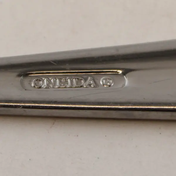 Lot of 5 Oneida Silver Eve Pattern Stainless Steel Dinner Forks 8.25" Long Good