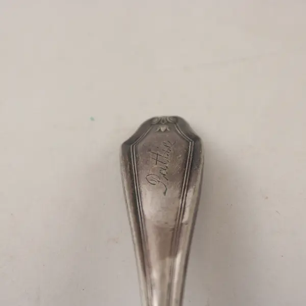 Rockford SP Co 5 Unknown Pattern (Silverplate) Flatware Baby Fork 5" Long