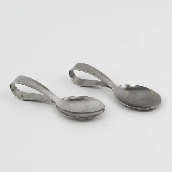 VTG Lot of 2 Unbranded SS Curved Handle Baby Spoons Rare Unknown Pattern 3.5" 