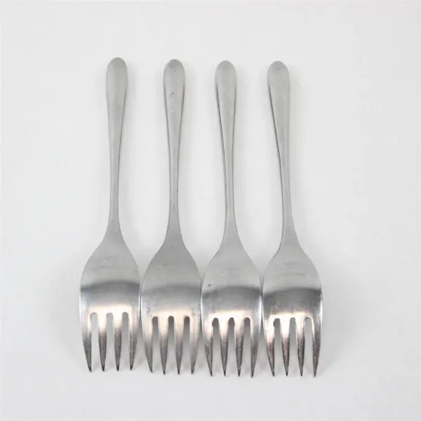 Lot of 4 National Stainless Astrid Pattern SS Dinner Forks 7.5" Rare HTF Pattern
