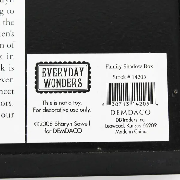 Demdaco Everyday Wonders Family Shadow Box 6.5" x 8"