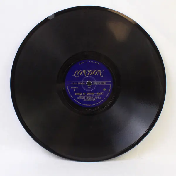 Ronnie Munro Voices of Spring-Waltz/The Emperor- Waltz 10" Shellac Record