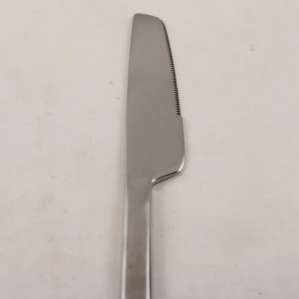 Set of 4 IKEA Stainless Steel Dinner Knives 8-3/8"