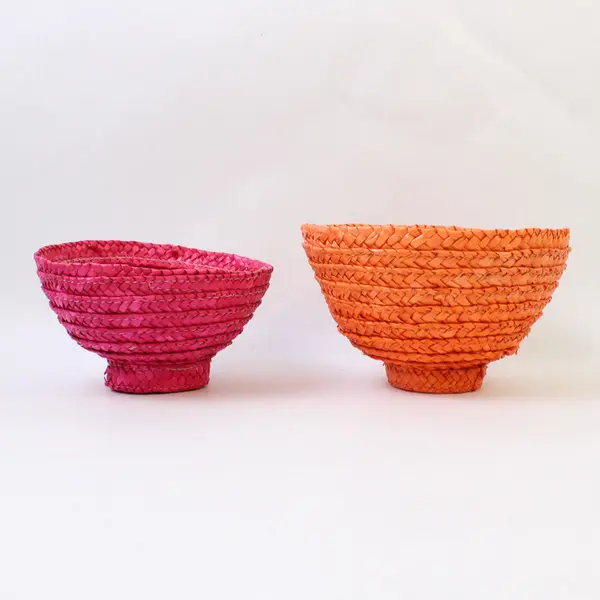 Set Of 4 Unbranded Woven Nesting Decorative Baskets (Pink, Orange, Yellow, Teal)