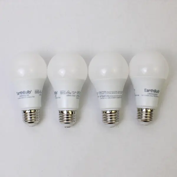 Lot Of 4 Earth Bulb LED Soft White Dimmable Light Bulbs 75W 11 Watts 120 Volts