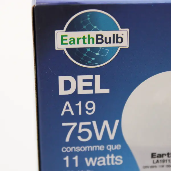 Lot Of 5 Earth Bulb LED Soft White Dimmable Light Bulbs 75W 11 Watts 120 Volts