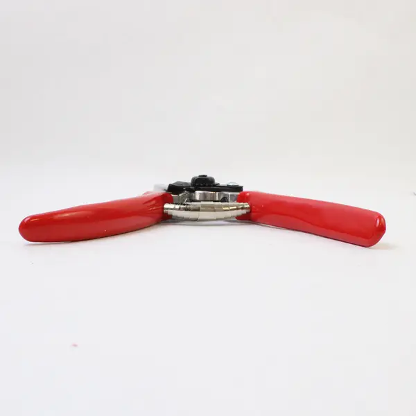 Zenport Red/Black Metal Gardening Tool Handheld Swiss-Style Pruning Shears Z103